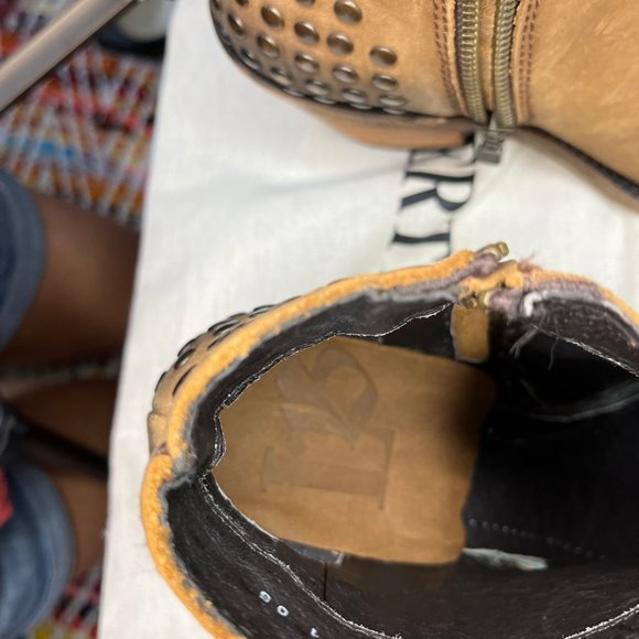 NWOT Liberty Black Studded Boots - Picture 15 of 16